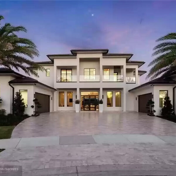 Country Club Estate 01