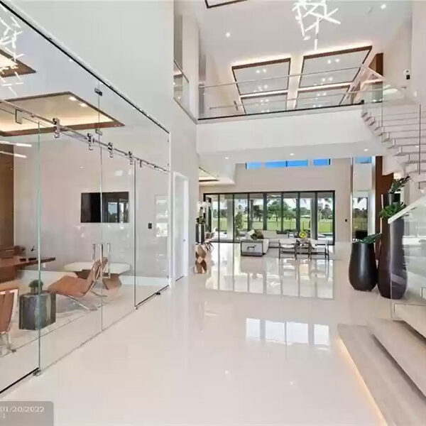 Country Club Estate 05