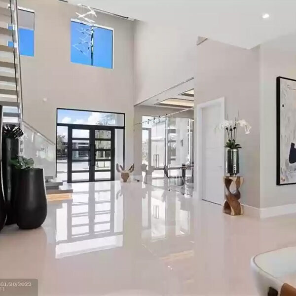 Country Club Estate 08