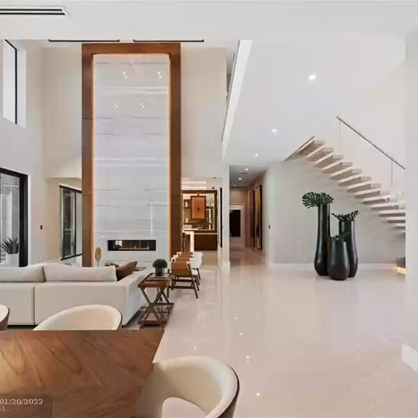 Country Club Estate 14