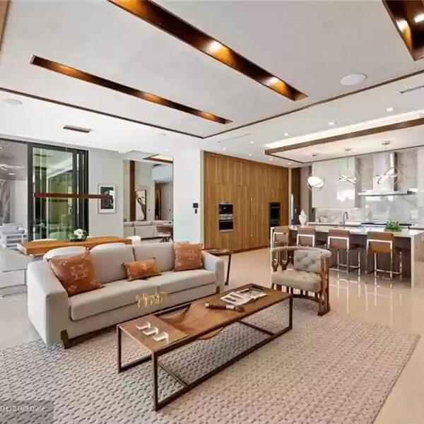 Country Club Estate 22