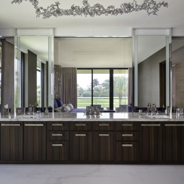 2024040304_3868CountryClubLn_024