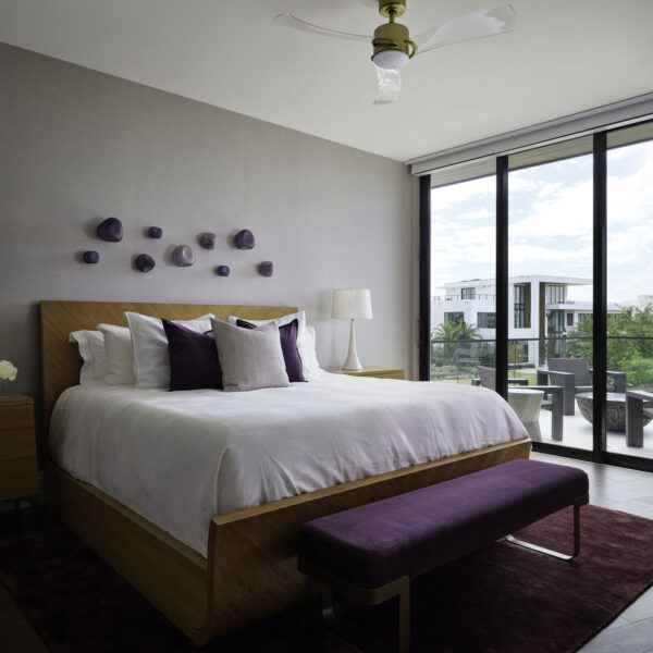 2024040304_3868CountryClubLn_033