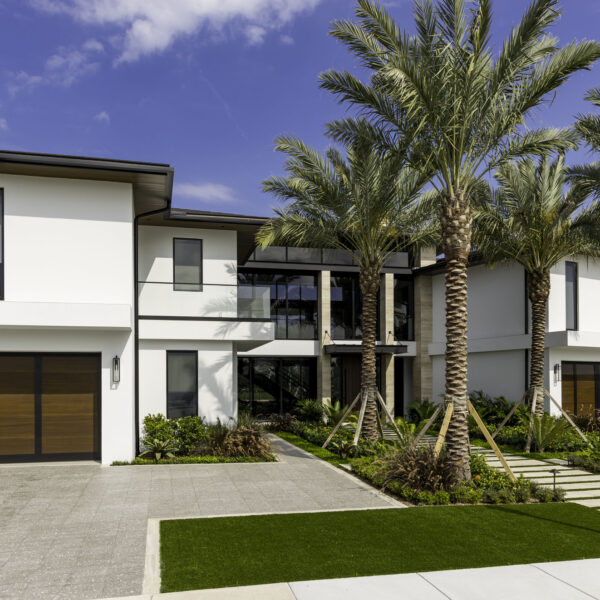 2024040304_3868CountryClubLn_037