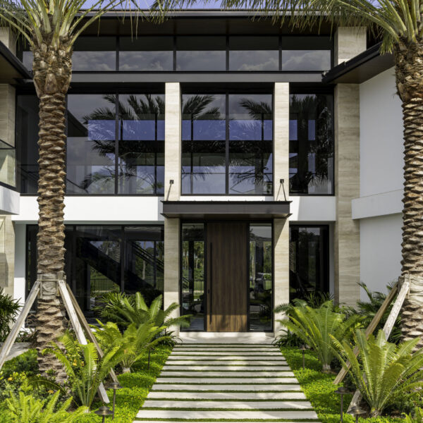 2024040304_3868CountryClubLn_041