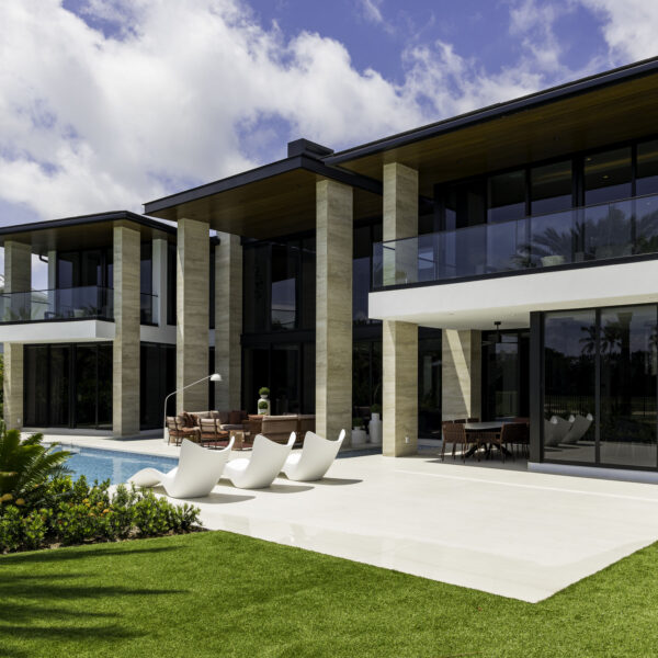 2024040304_3868CountryClubLn_052