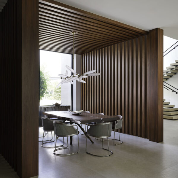 2024040810_3836CountryClubLn_005