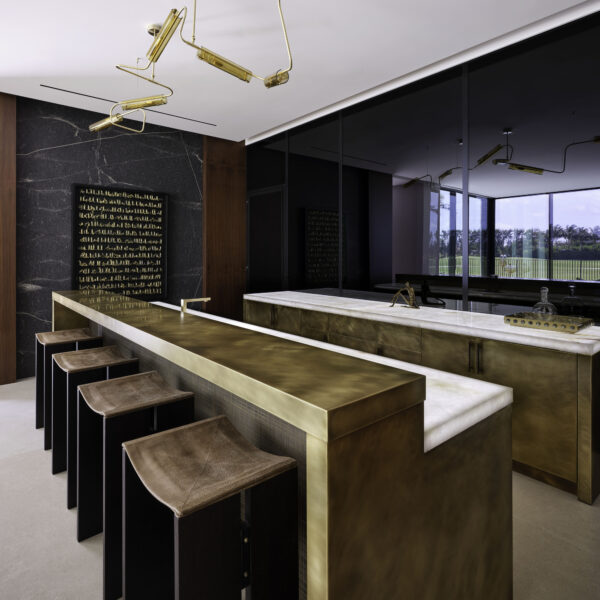 2024040810_3836CountryClubLn_016