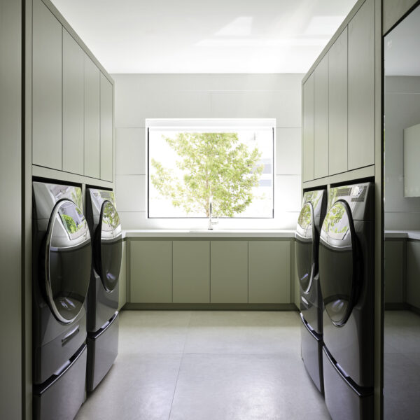 2024040810_3836CountryClubLn_034