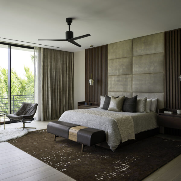 2024040810_3836CountryClubLn_038