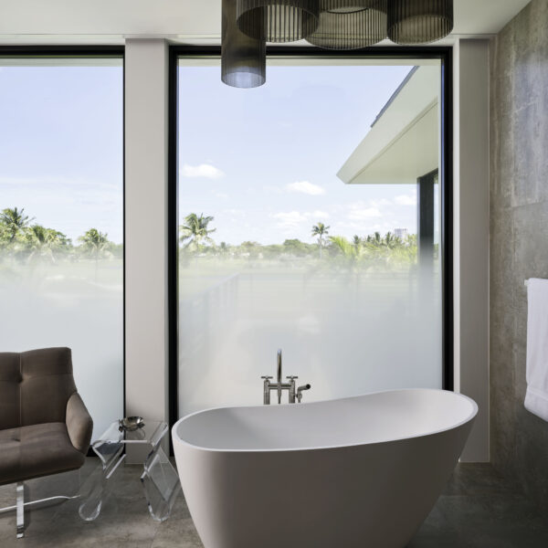 2024040810_3836CountryClubLn_045