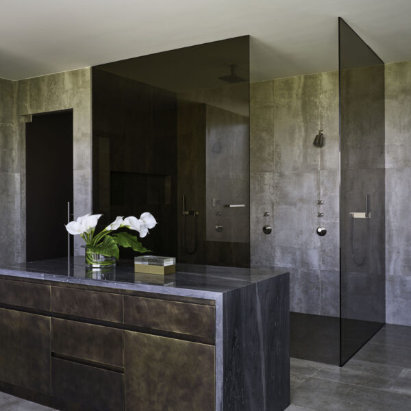 2024040810_3836CountryClubLn_046