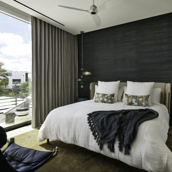 2024040810_3836CountryClubLn_054